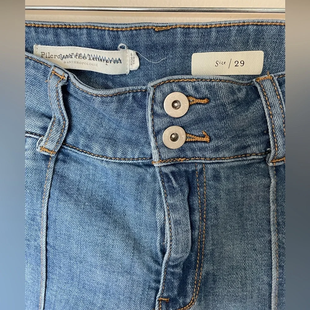 Anthropologie Pilcro Letterpress High Waisted Pintucked Denim Jean Short Size 29 - Picture 3 of 6